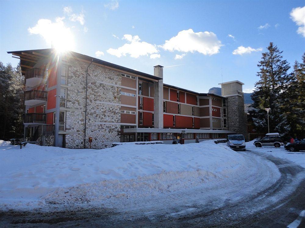 Appartamenti Corte Residence Borca di Cadore Εξωτερικό φωτογραφία