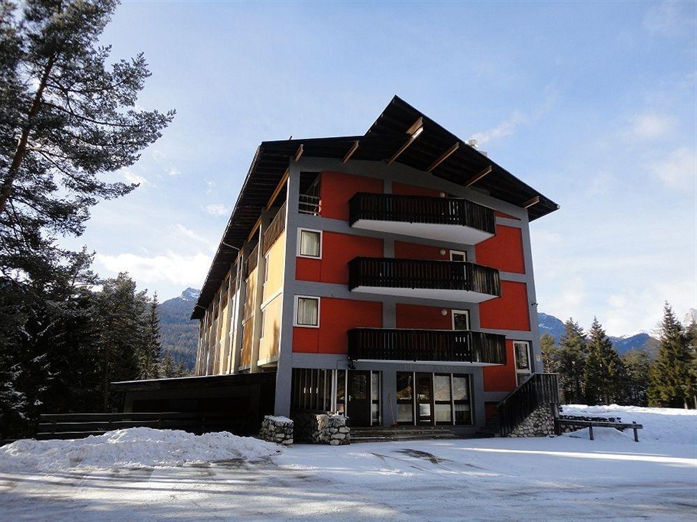 Appartamenti Corte Residence Borca di Cadore Εξωτερικό φωτογραφία